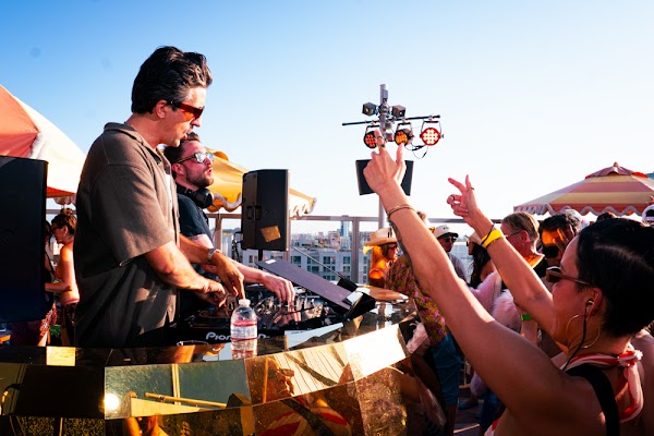 Phantoms - Pool Party photo 48