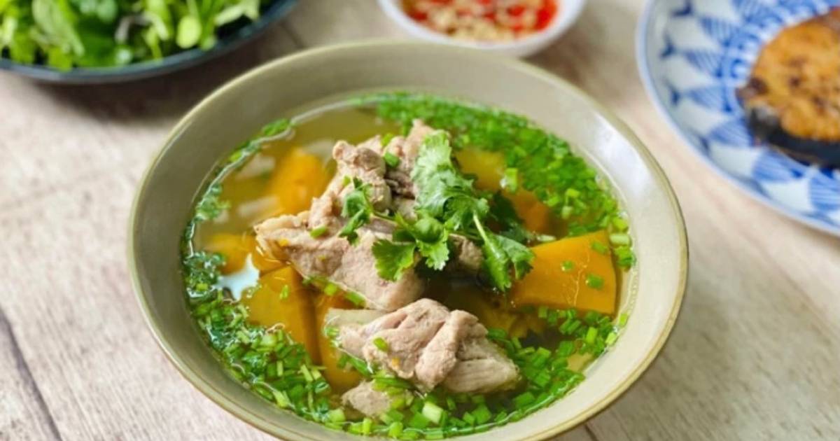 Canh Bí Đỏ Hầm Xương
