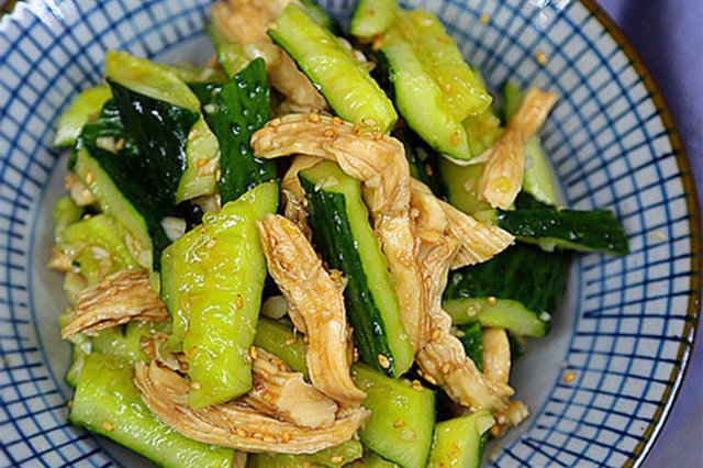 Salad Dưa Leo Ức Gà