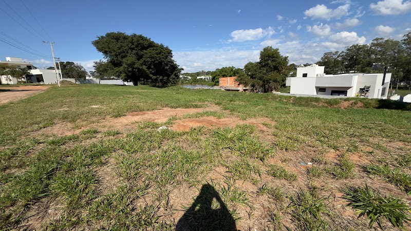Foto 3 de Lote próximo à casa do lago na quadra HU Iate no Riviera de Santa Cristina XIII