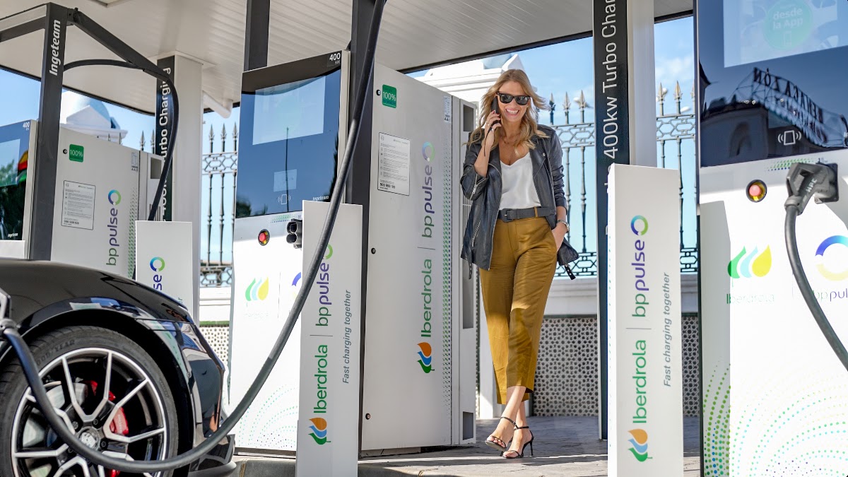 Carregamento público de veículos elétricos: 82% dos condutores portugueses já usam a rede fora de casa