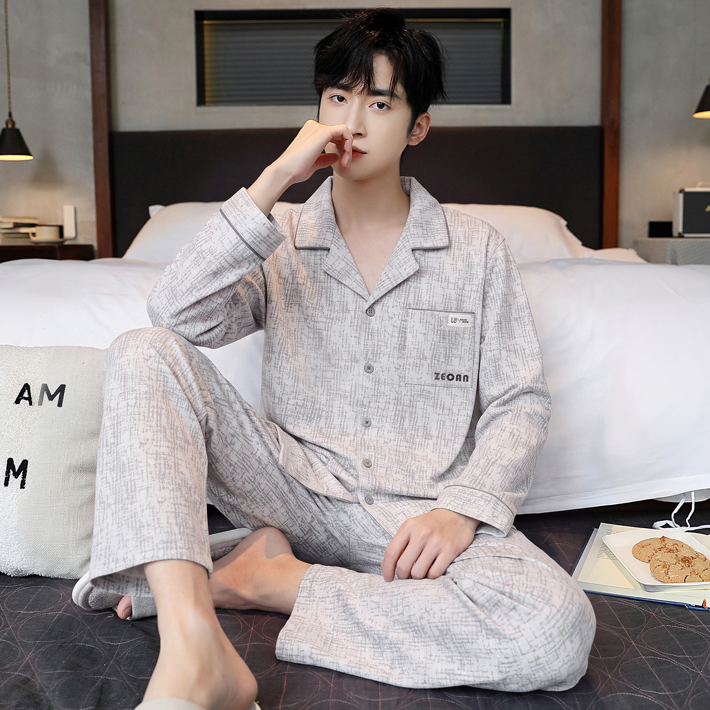 Herren-Pyjama-Set, langärmelig, mit Reverskragen