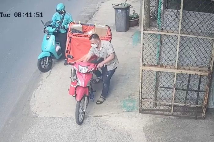 Clip người đàn ông trộm xe giao hàng trong tích tắc gây phẫn nộ - Tạp chí Tri thức