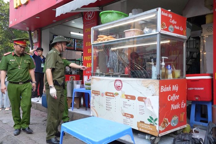 Phường Kim Liên gỡ 'điểm nghẽn' trật tự đô thị, TTATGT - Đài Phát thanh và truyền hình Hà Nội