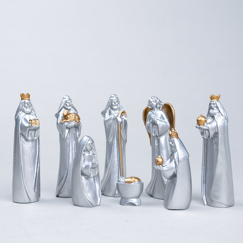 Weihnachtliche Krippenfiguren-Set aus Kunstharz