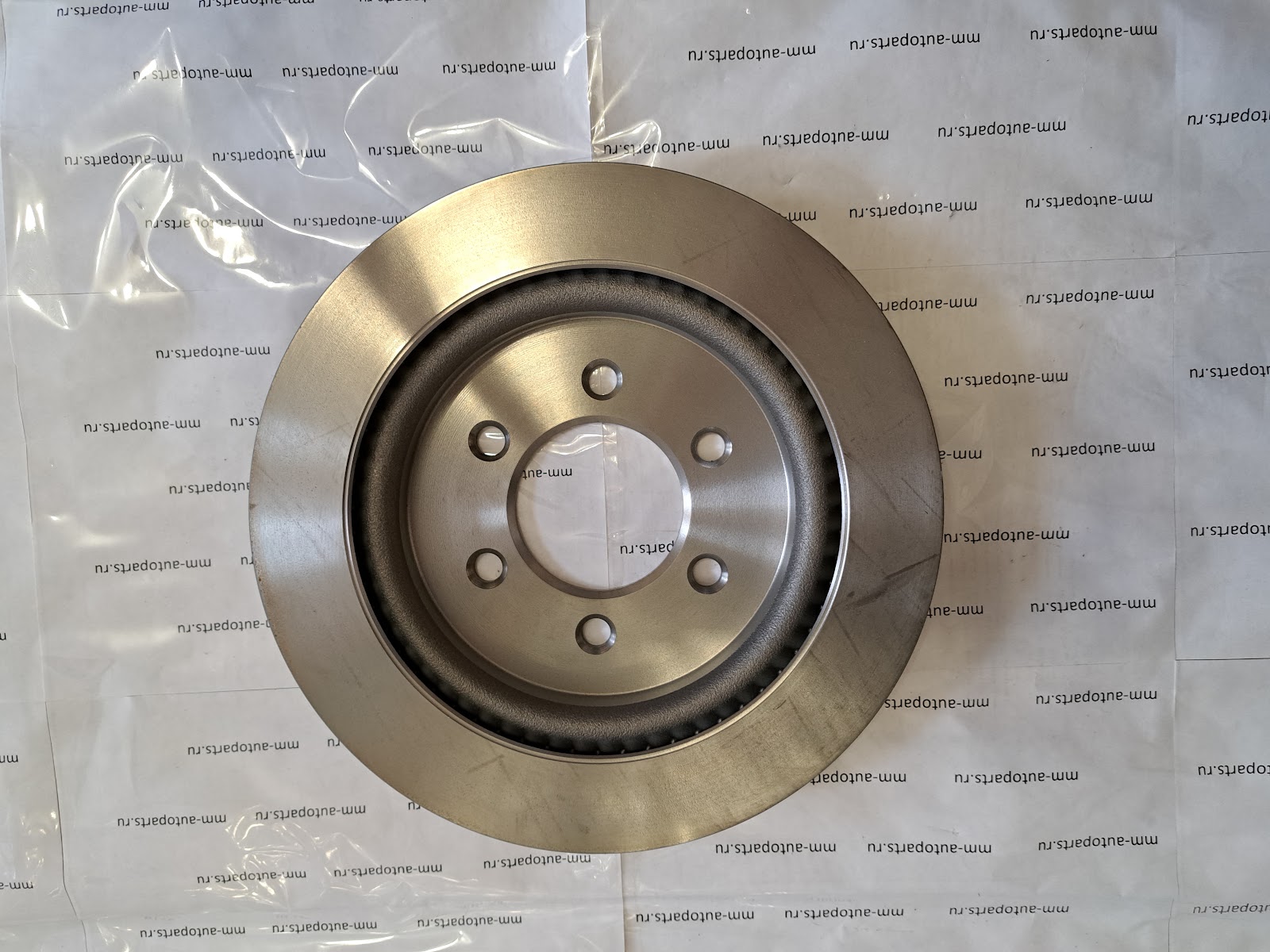 Диск тормозной задний (электр. стояночный тормоз) Ford #JL3Z2C026D (BRRF418 для 17-20 Ford Raptor