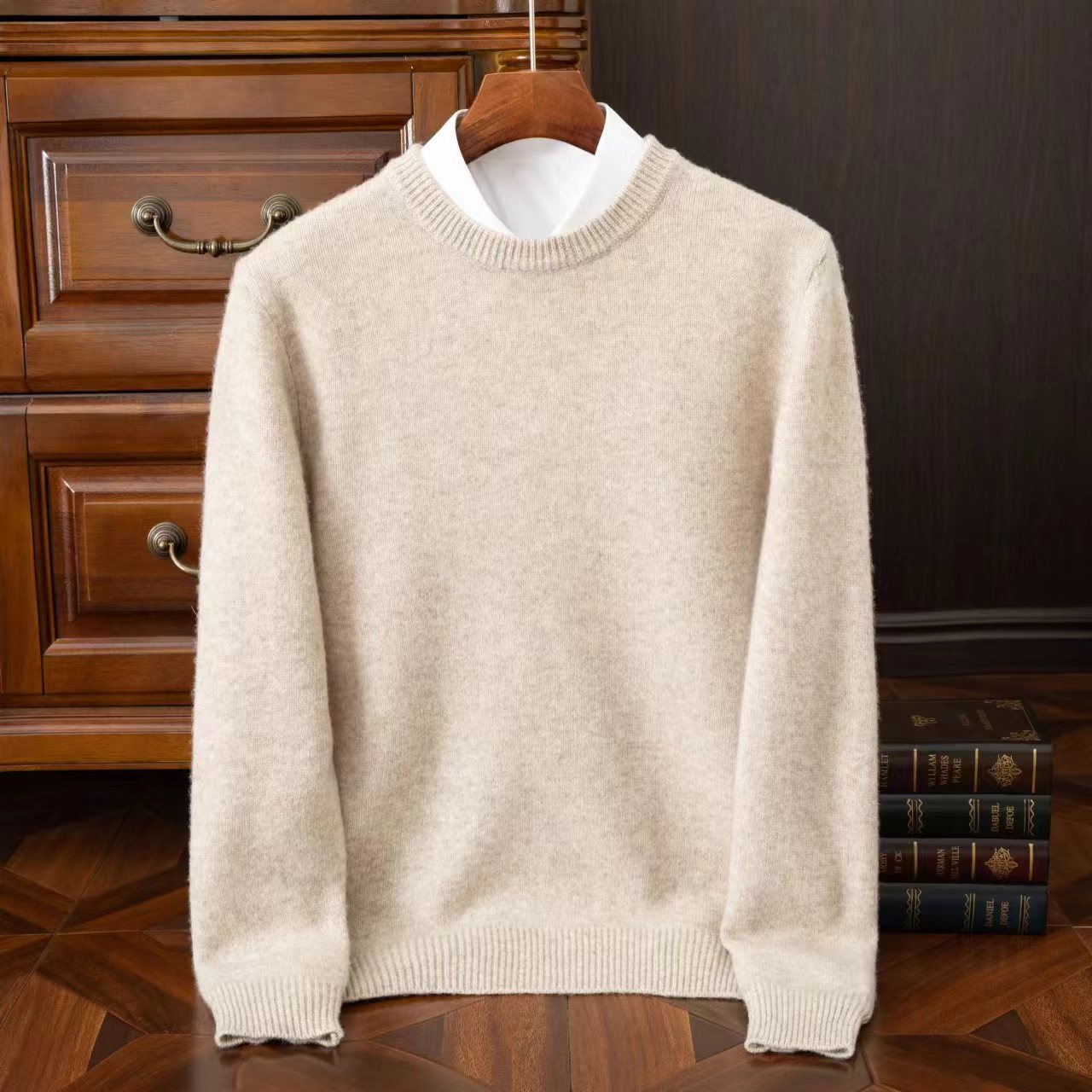 Classic thick men's wool sweater
