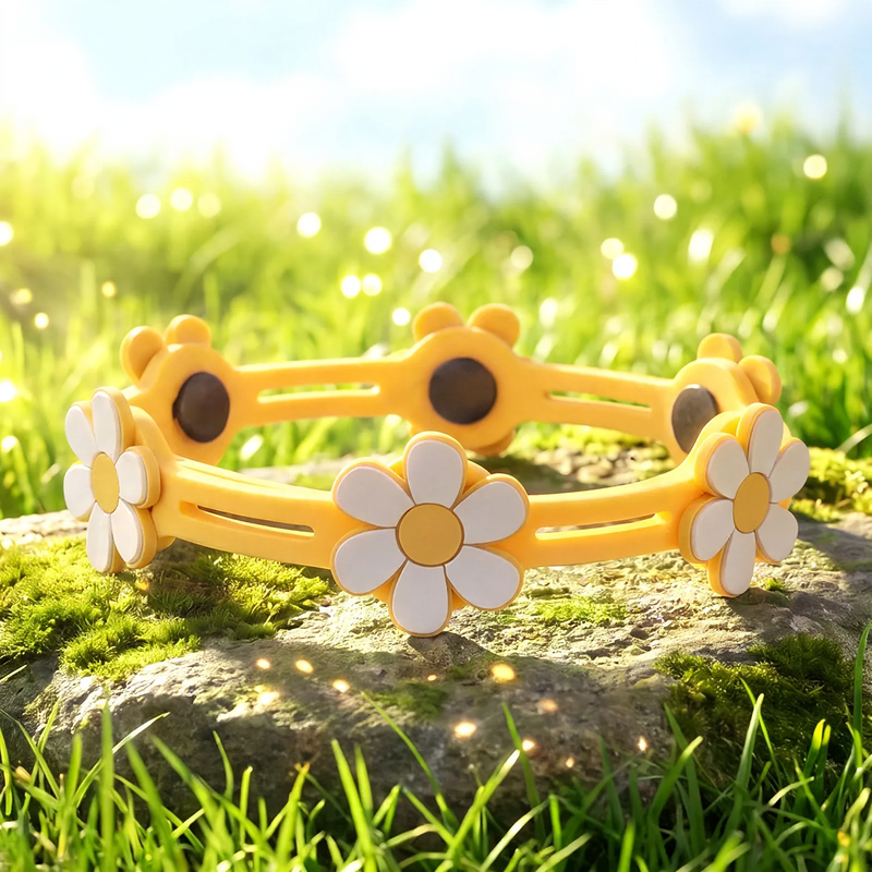 Scented collar for dogs and cats with floral pattern