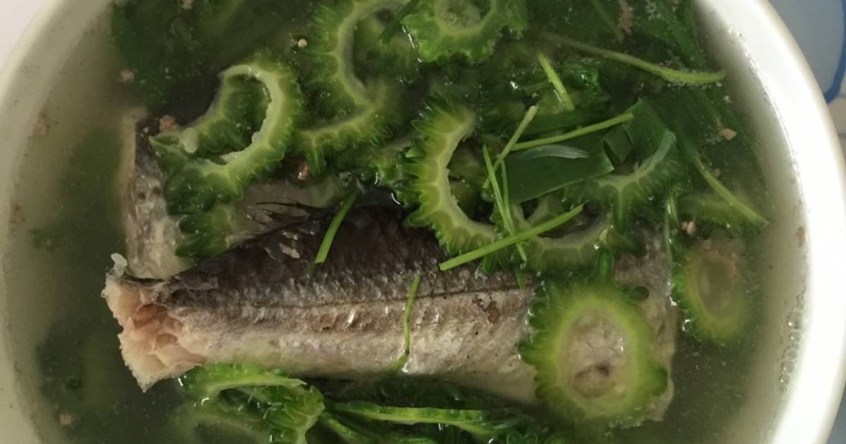 Canh khổ qua cá chuồn