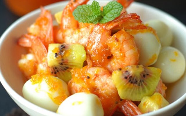 Tôm Nấu Trứng Cút