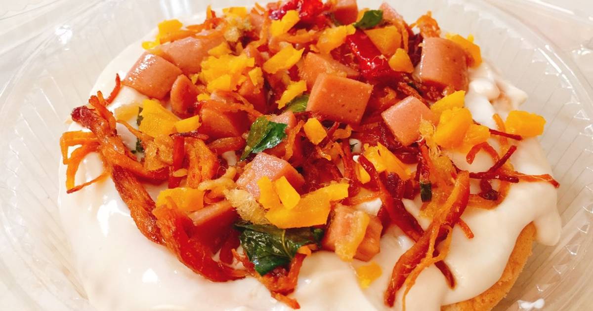 Bông lan trứng muối sốt ngũ vị