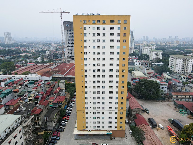 <p>Chung cư Hoàng Dương 83 Ngọc Hồi được chủ đầu tư xây dựng trên khu đất có diện tích 5.000m2 với mật độ xây dựng 30%. Dự án có quy mô gồm 1 tòa nhà cao 21 tầng và 1 tầng hầm. Trong đó:</p>
<ul>
<li>Tầng hầm: Gồm 1 tầng bãi đỗ xe của cư dân.</li>
<li>Tầng 1: Tầng sảnh chung cư, siêu thị, cafe…</li>
<li>Tầng 2 - 21: Tầng căn hộ để ở.</li>
</ul>