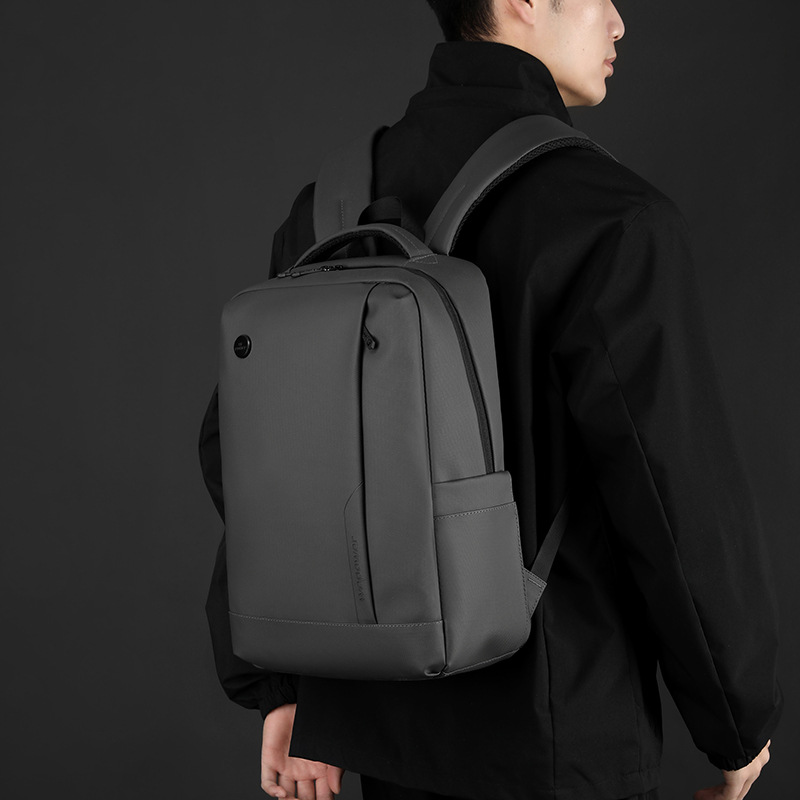 15-inch Laptop Backpack, Nylon, Waterproof, 20–35 L