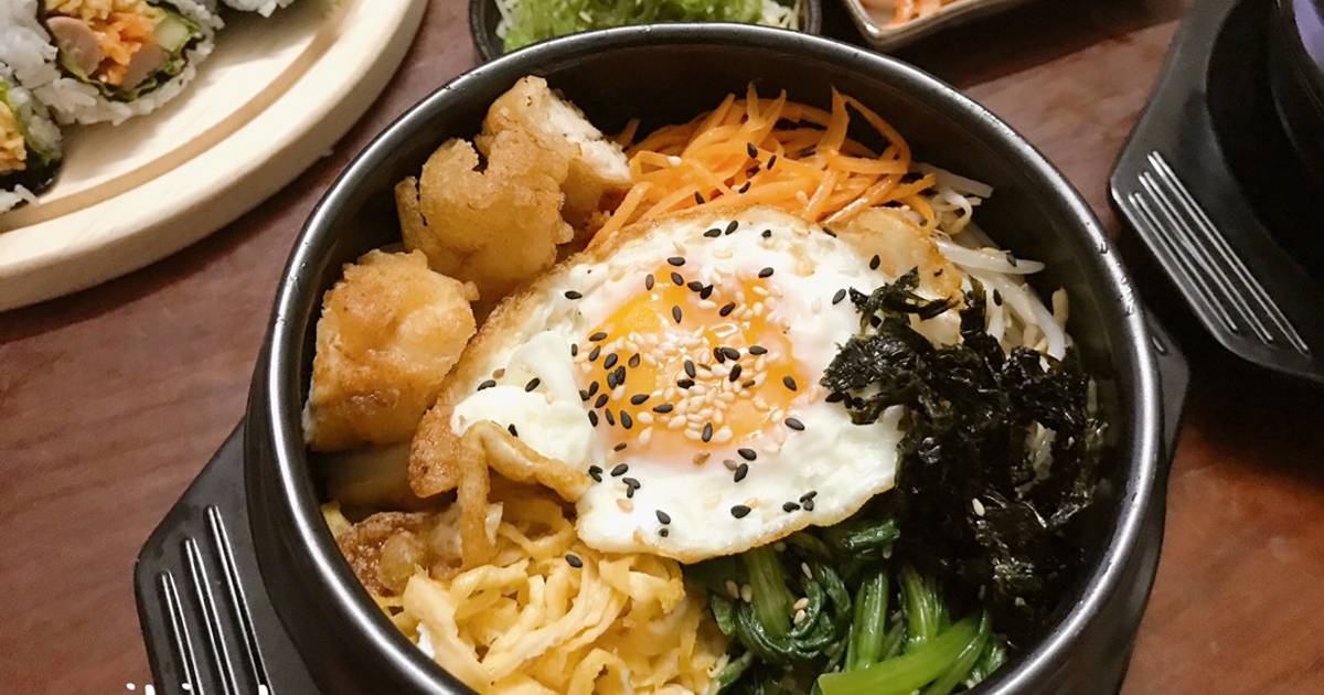 Cơm trộn Bibimbap Hàn Quốc