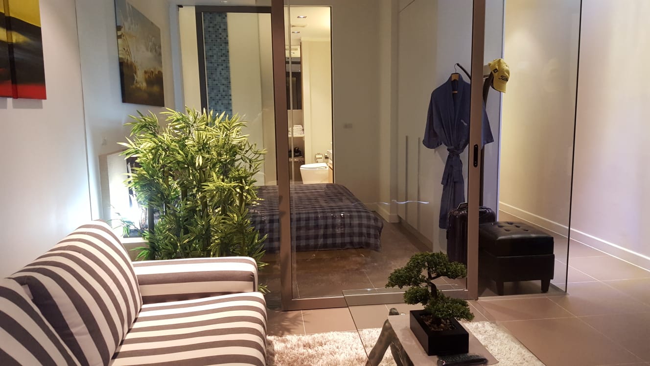 Paradise  Beach Condo - 1 Bed, Floor 2 5