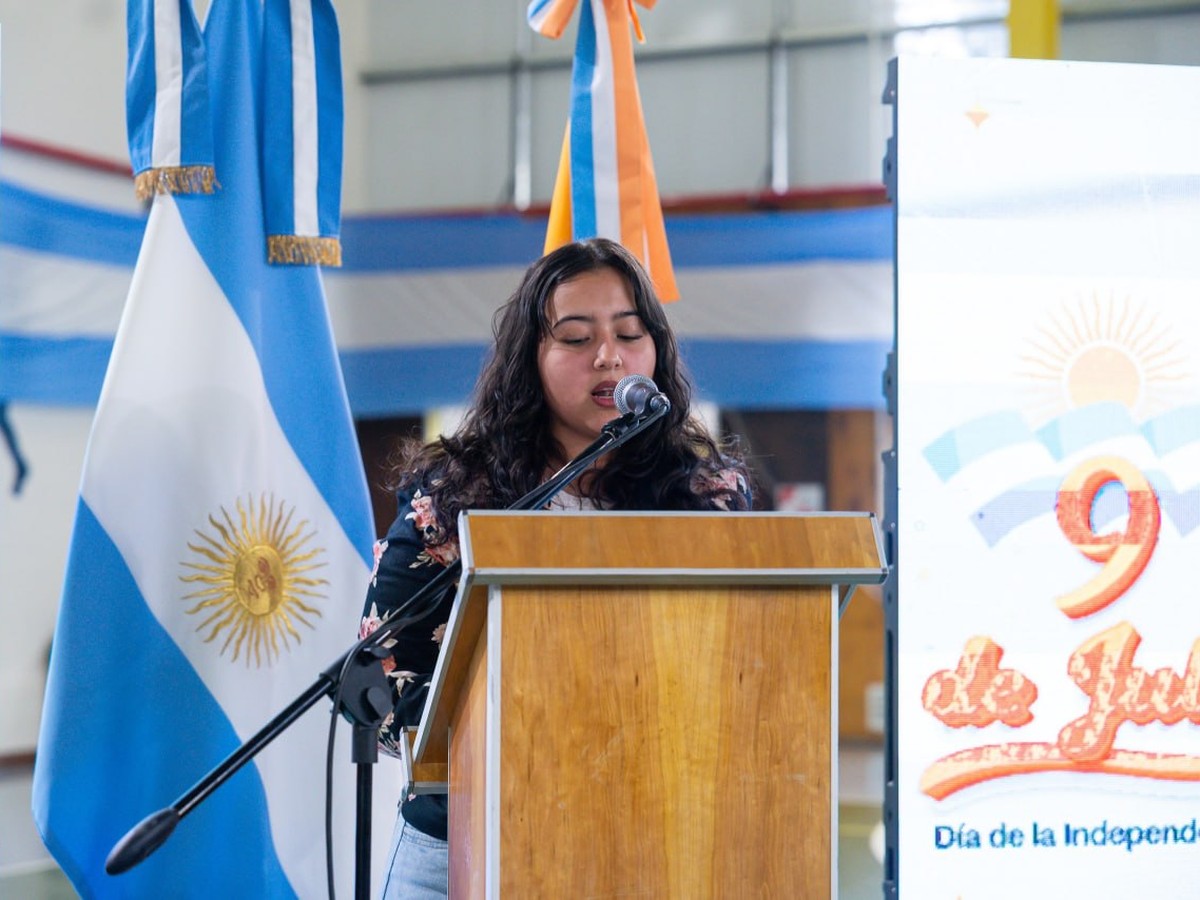 Se llevó a cabo en ushuaia el acto central por el 210° aniversario de la declaración de la independencia argentina