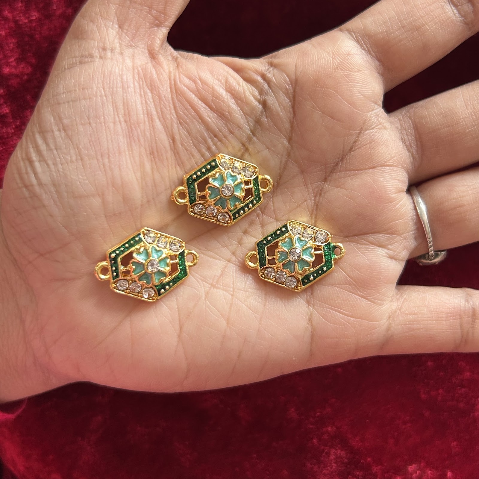 Rakhi meena pendent (pack of 3) o