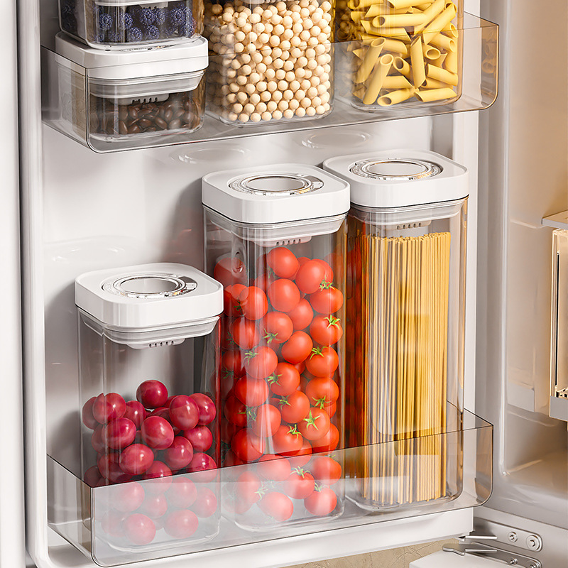 Plastic storage container with pressure seal