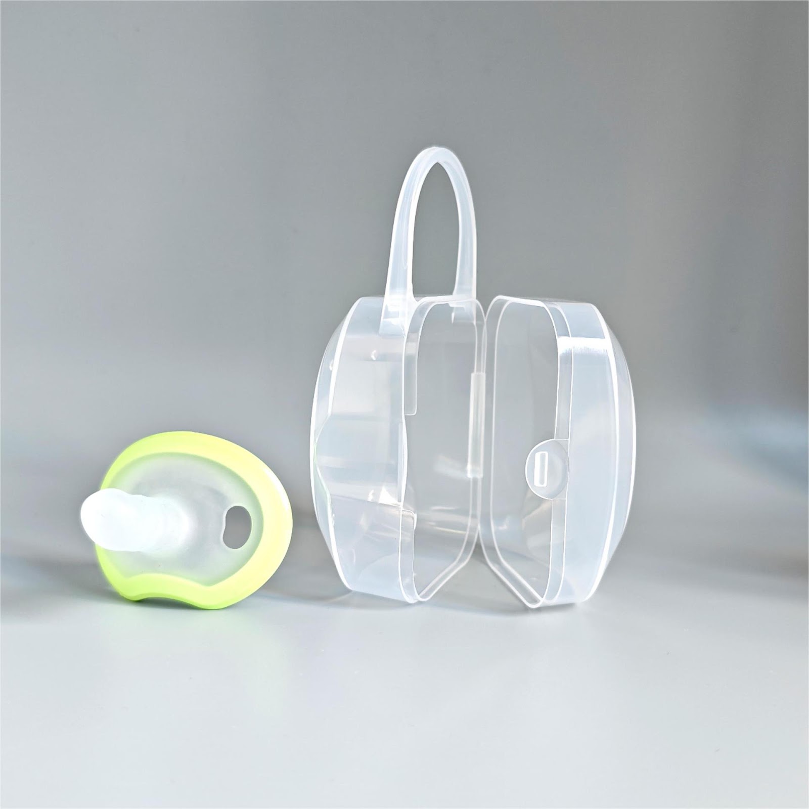 Silicone pacifier, 0–6 months