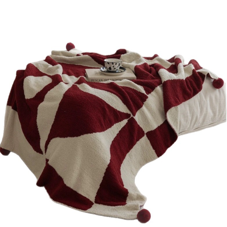 Luxurious cuddle blanket with geometric pattern, 120x170 cm
