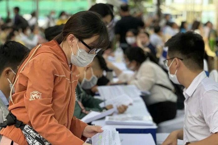 BHXH Hà Nội: Tự ý nghỉ việc sẽ mất trợ cấp thất nghiệp - Báo Tri thức &amp; Cuộc sống