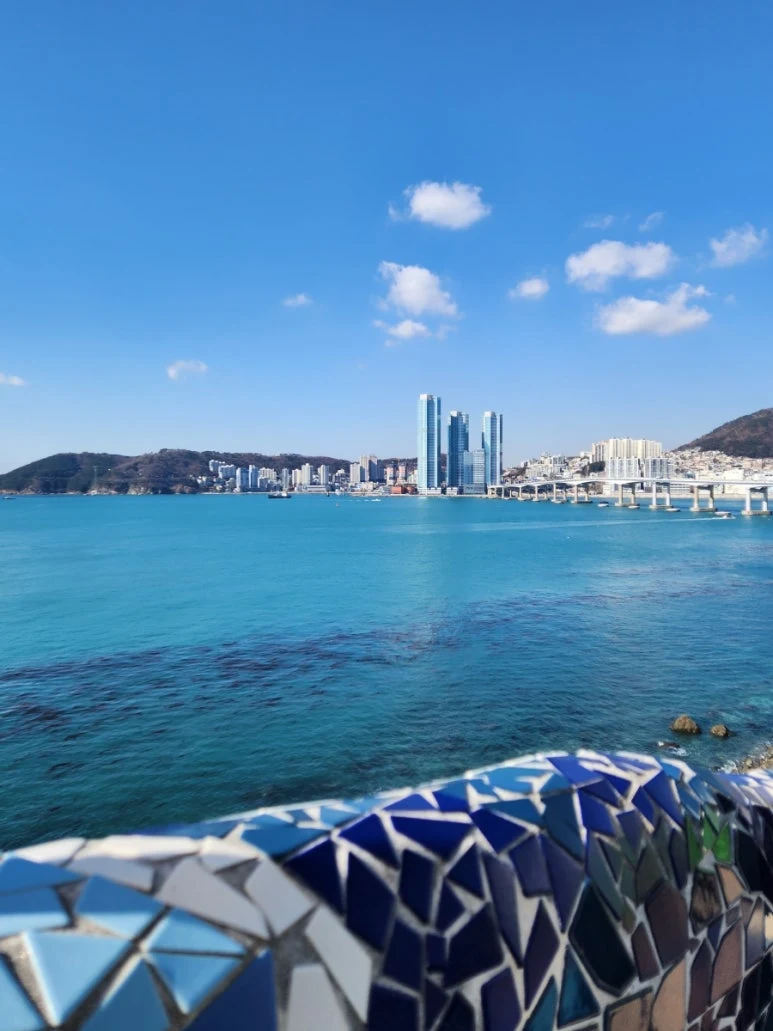 K-Travel Hacks: Unveiling Aether Cafe (에테르) – Your Ultimate Oceanfront Escape in Busan's Huinnyeoul Culture Village - Busan Cafe, Huinnyeoul Culture Village