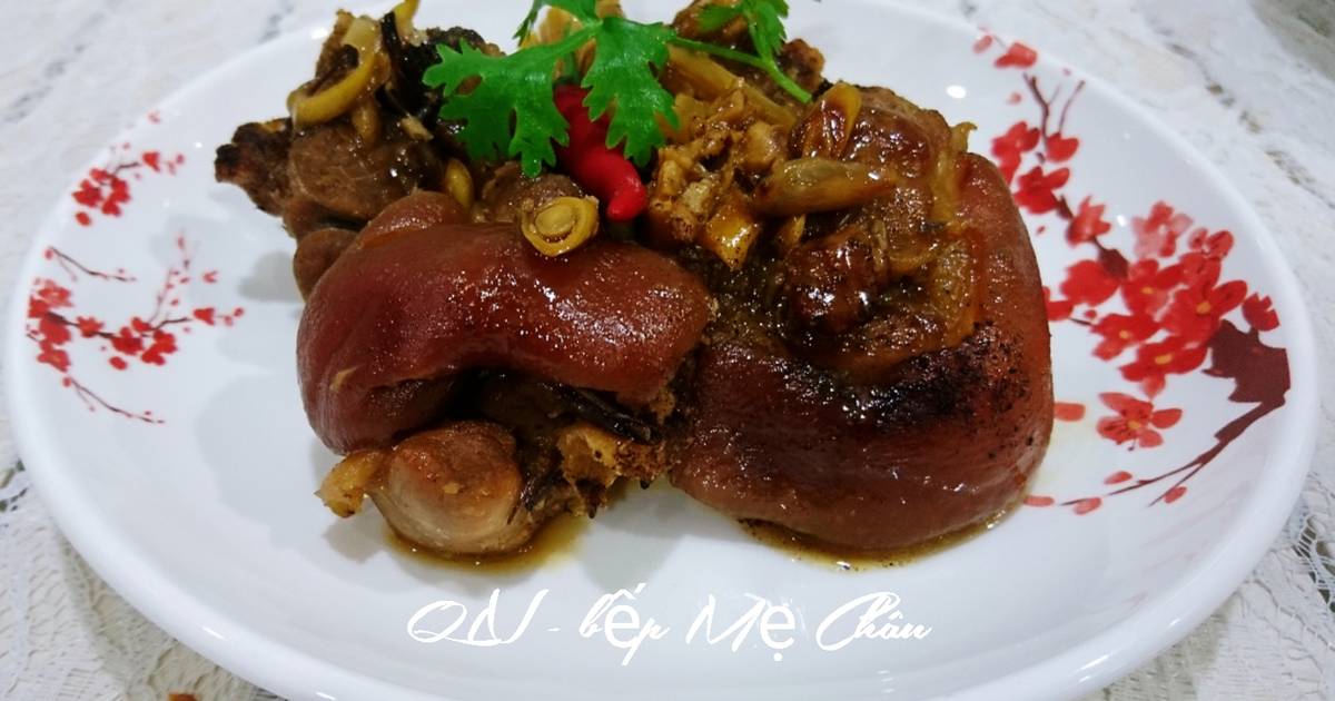 Giò heo kho sả