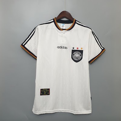 Retro 1996 Alemania Local @lumorasports.jpeg