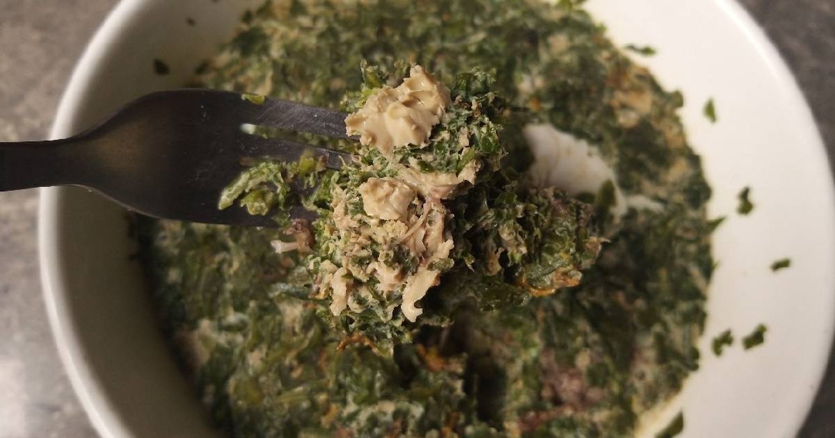 Ngải cứu chưng trứng lộn