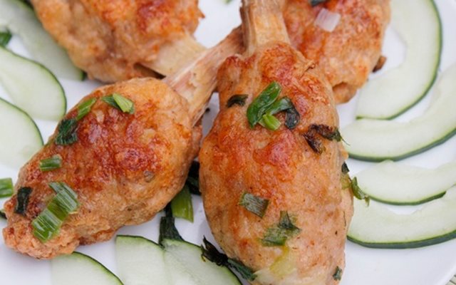 Chạo Gà Cuốn Mía