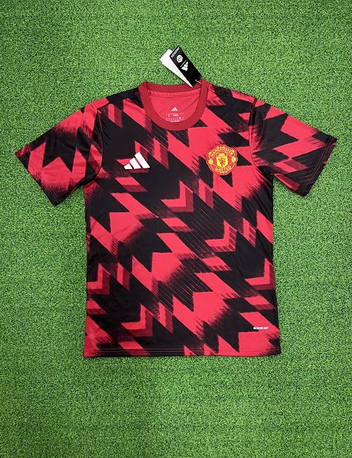 25-26 Manchester United Entrenamiento.jpeg