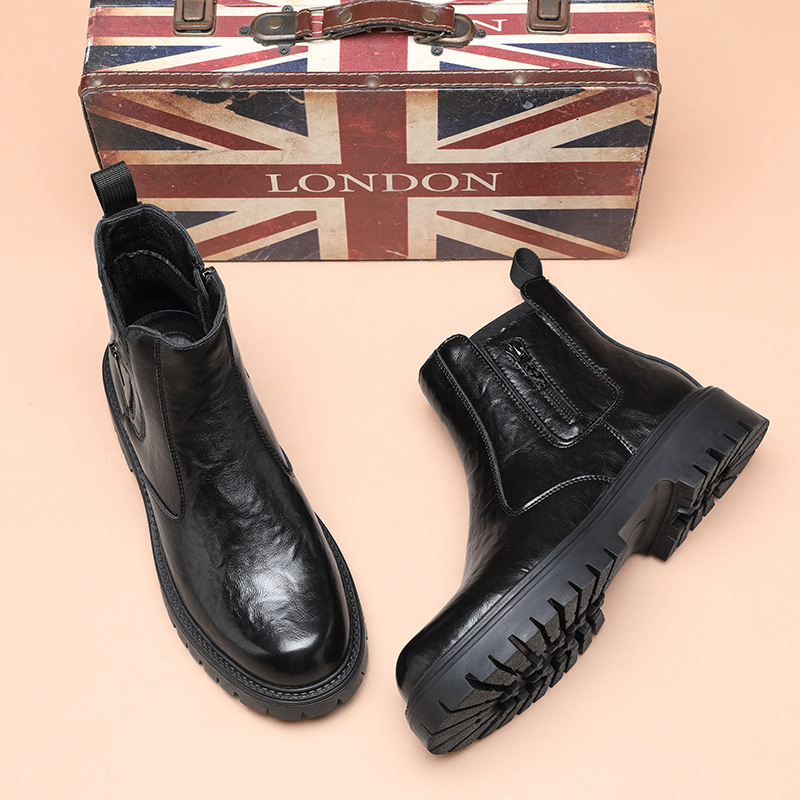 Moderne Herren-Stiefeletten mit Plateausohle
