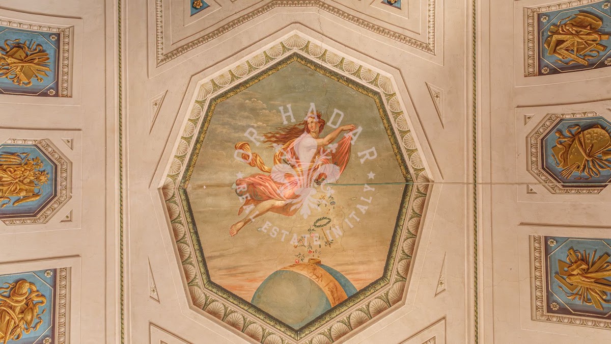 הפרסקו (L'Affresco) — 41