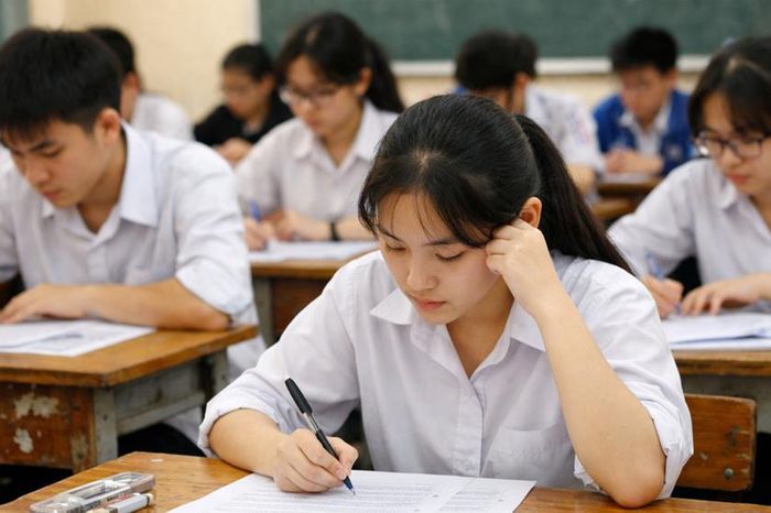 Điểm mới tuyển sinh - Mở rộng lựa chọn - Đài Phát thanh và truyền hình Hà Nội