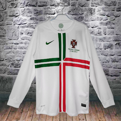 Retro 2012-13 Portugal Visitante.png