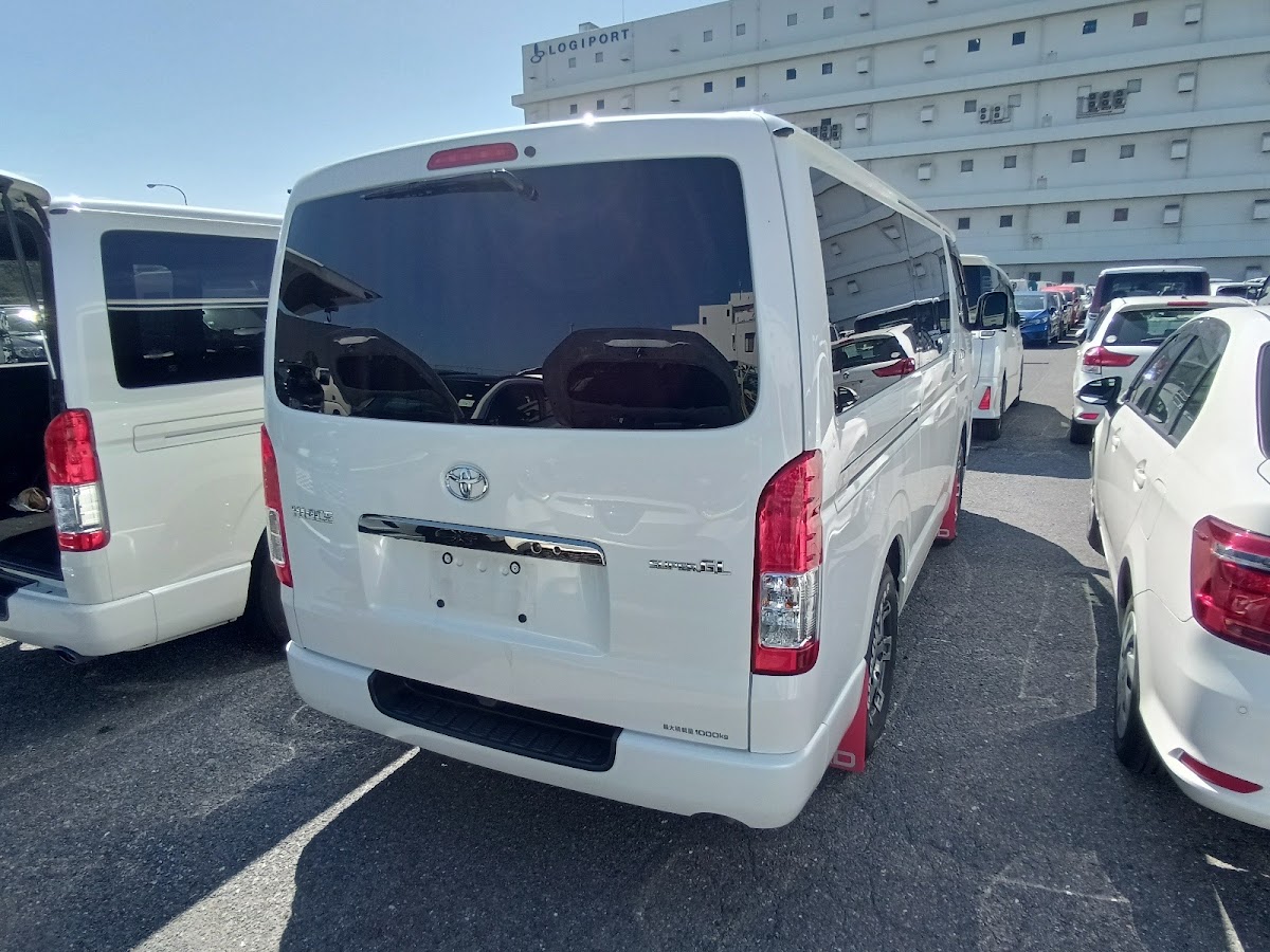 Toyota Hiace