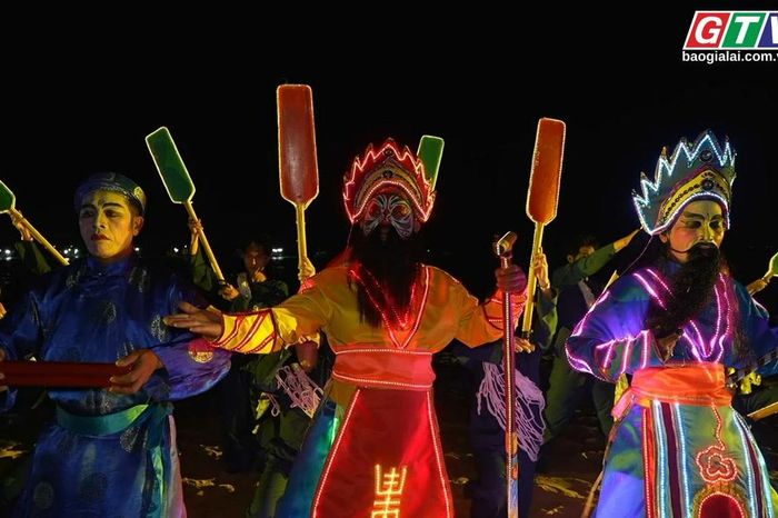 Lễ hội cầu ngư - từ làng biển lên sân khấu đương đại - Báo Gia Lai