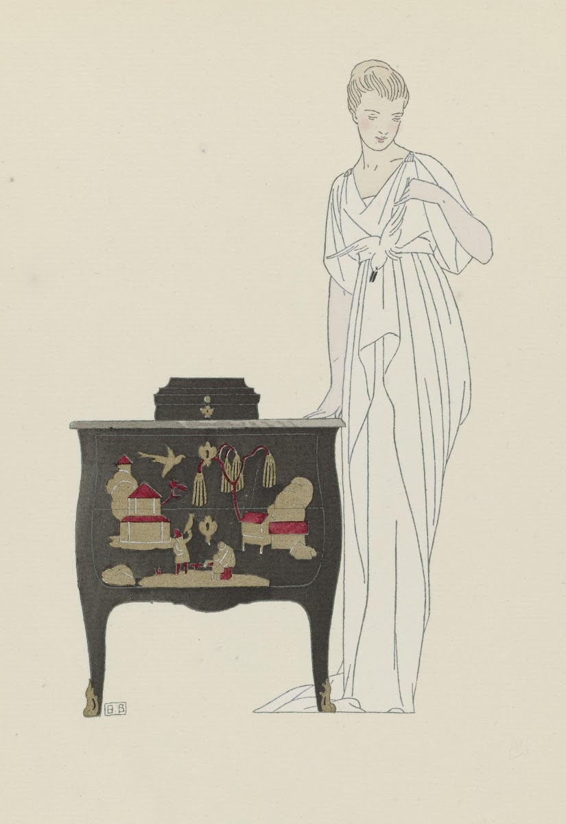 La Commode en Laque  Robe du soir de Worth 1914