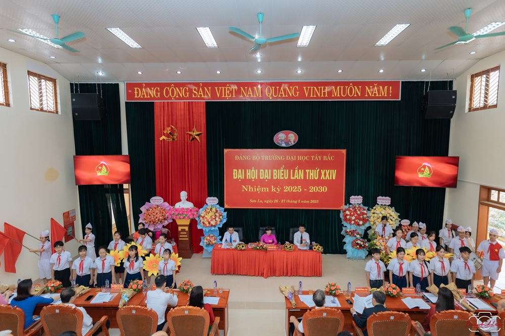 Đảng bộ Trường Đại học Tây Bắc tổ chức thành công Đại hội Đại biểu Đảng bộ Trường Đại học Tây Bắc lần thứ XXIV, nhiệm kỳ 2025 - 2030