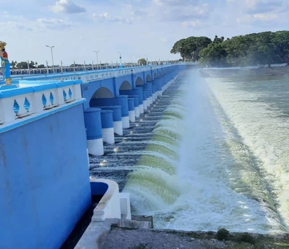Kallanai Dam