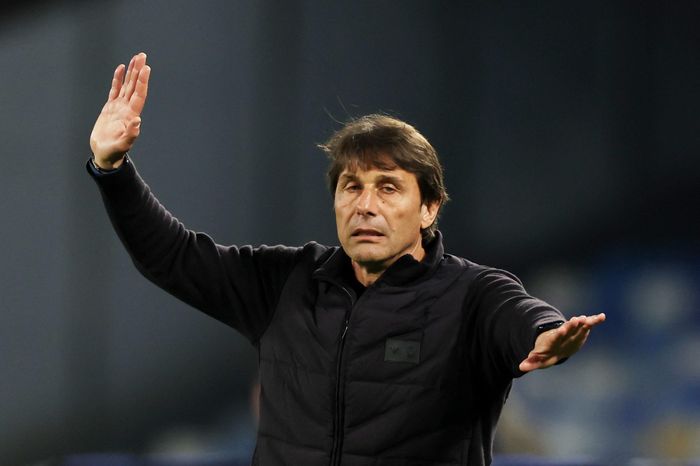 Conte giảm sâu lương để dẫn dắt Italy - Tạp chí Tri thức