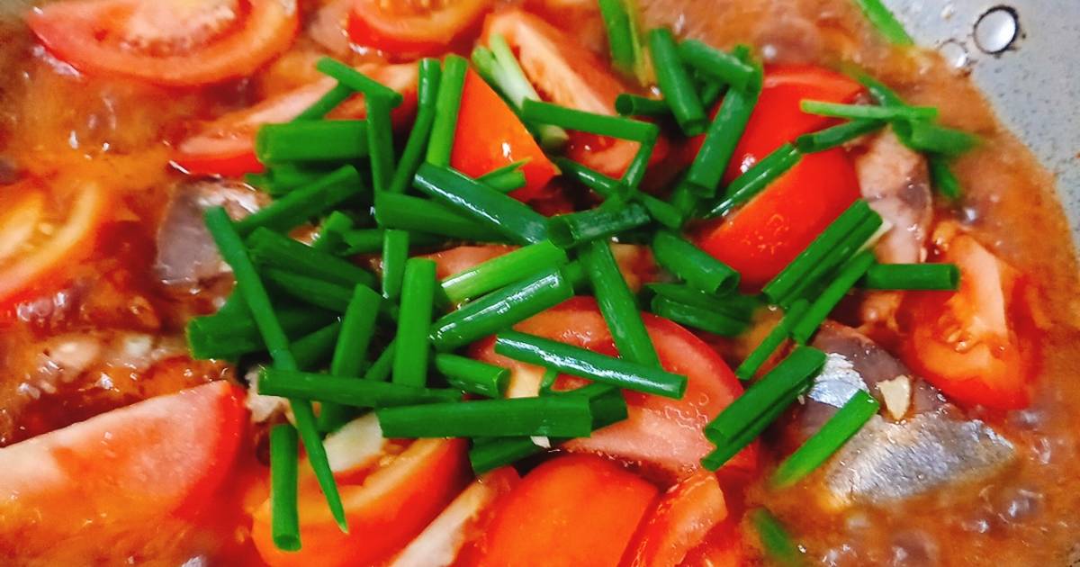 Cá chỉ vàng (cá ngân) kho cà