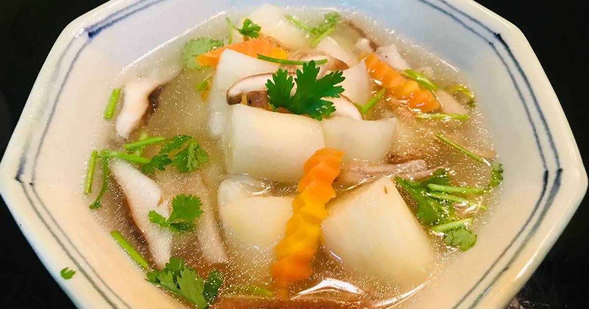 Canh khoai mỳ (sắn) nấu nấm đông cô
