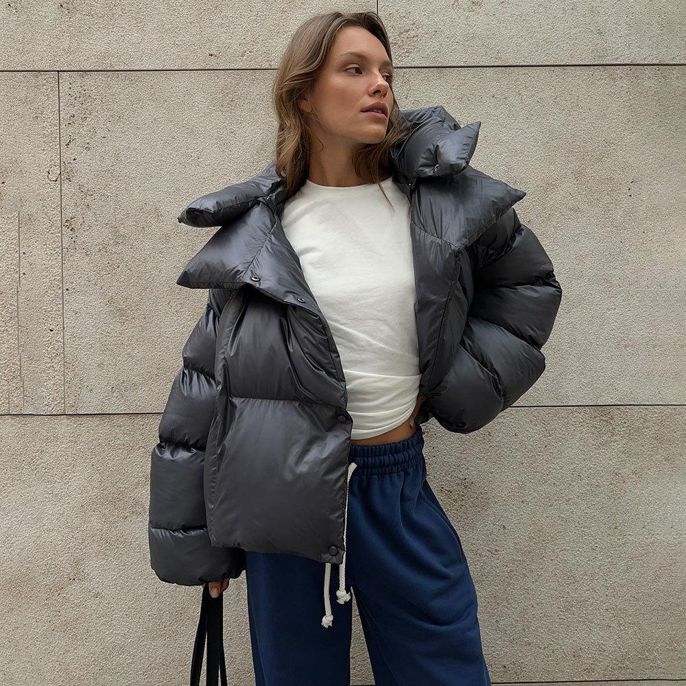 Short Women's Puffer Jacket with Hood