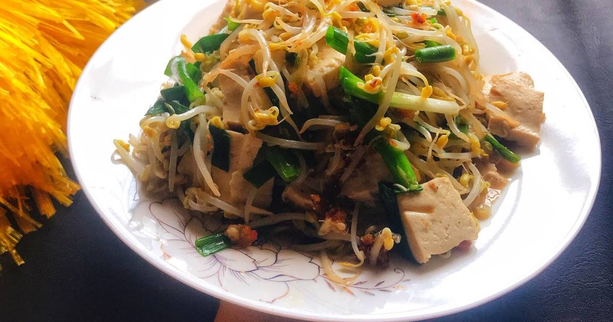 Đậu hủ xào giá đỗ-nước tương