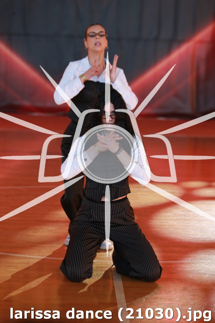larissa dance (21030).jpg