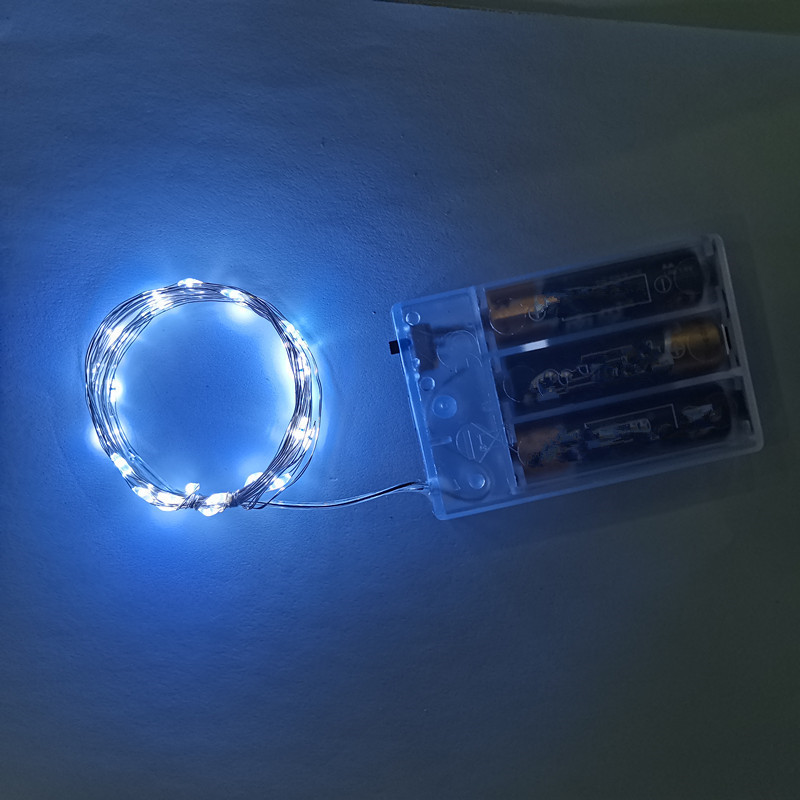 LED-Lichterkette mit Batteriebox