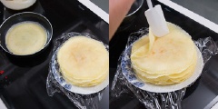 Cách làm bánh crepe bằng chảo đơn giản: Bắc chảo không dính lên bếp, cho 1 xíu dầu vào, dùng giấy thấm dầu thoa đều dầu khắp chảo, chỉ còn một lớp dầu mỏng bám trong chảo. Thấy chảo hơi nóng, tráng một lớp bột làm bánh crepe mỏng, để đến khi mặt bánh crepe khô ráo thì cẩn thận lấy bánh xếp ra dĩa. Làm tương tự cho đến khi hết bột bánh.