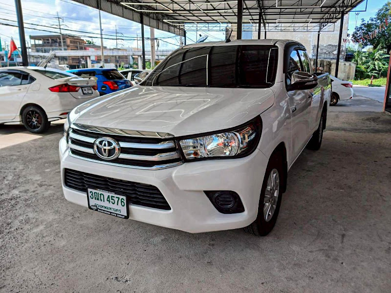 TOYOTA HILUX REVO