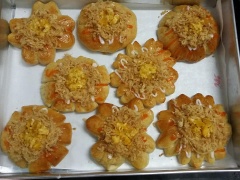 Bánh mì chà bông trứng muối cho bữa sáng sẽ giúp cả nhà có nhiều năng lượng làm việc cho cả ngày hoạt động không mệt mỏi. Chúc bạn thành công với công thức này của mình nhé!